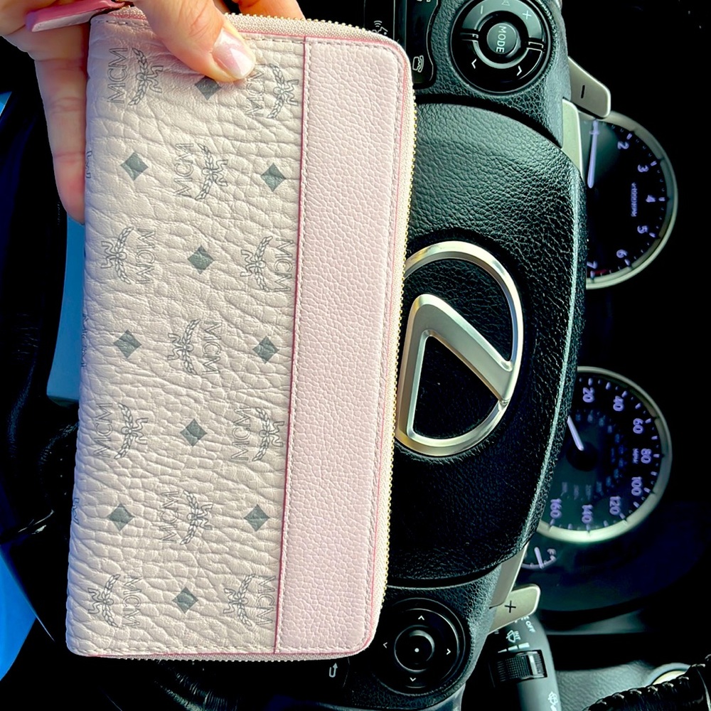 MCM wallet with matching bag, message for discounts